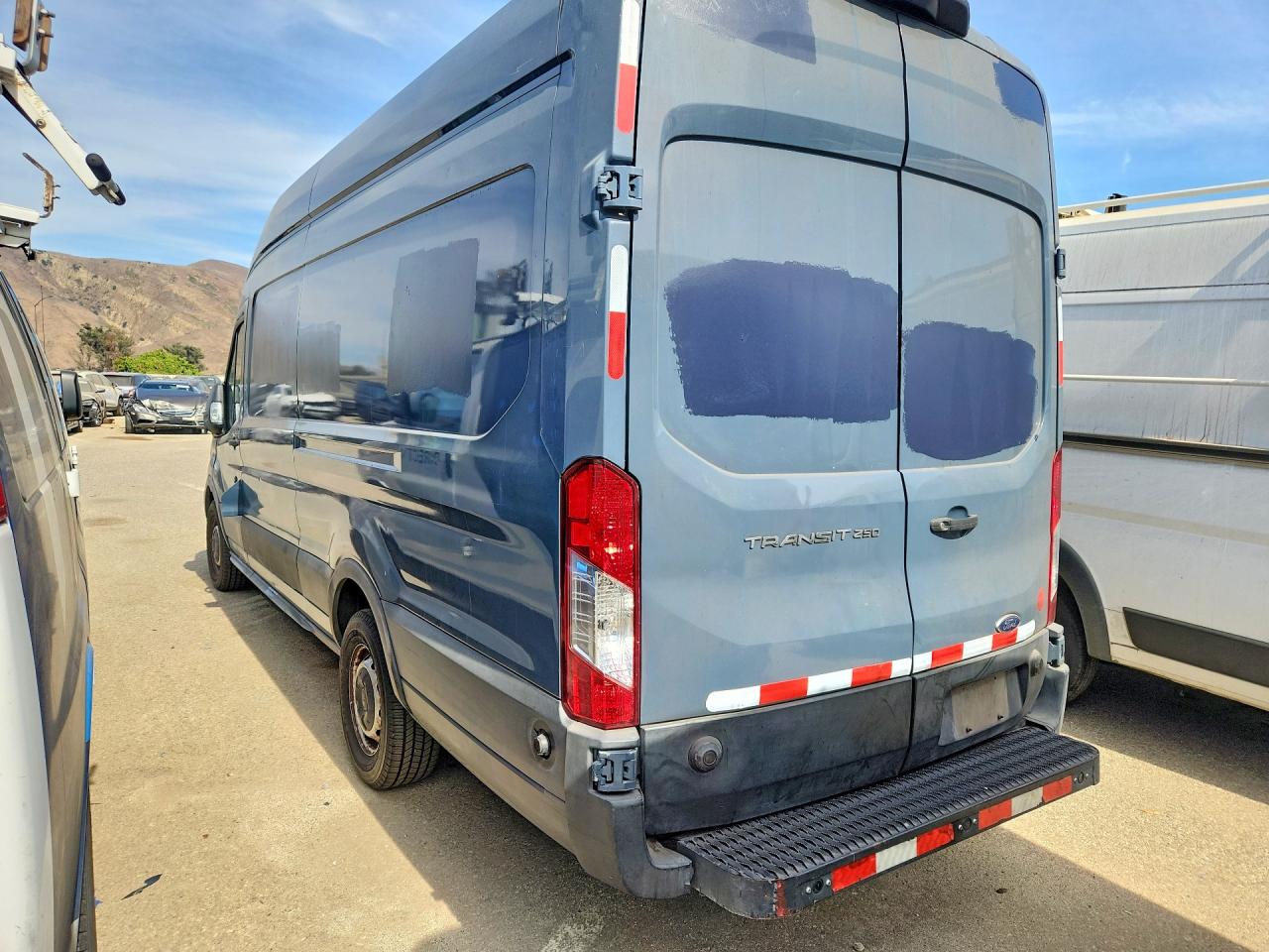 2020 FORD TRANSIT T-250 — снимка 2