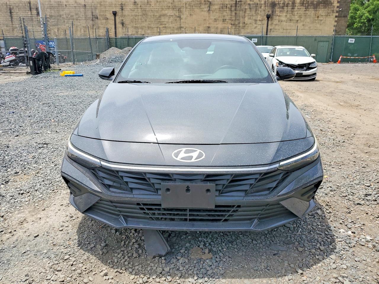2025 HYUNDAI ELANTRA SEL SPORT — снимка 5