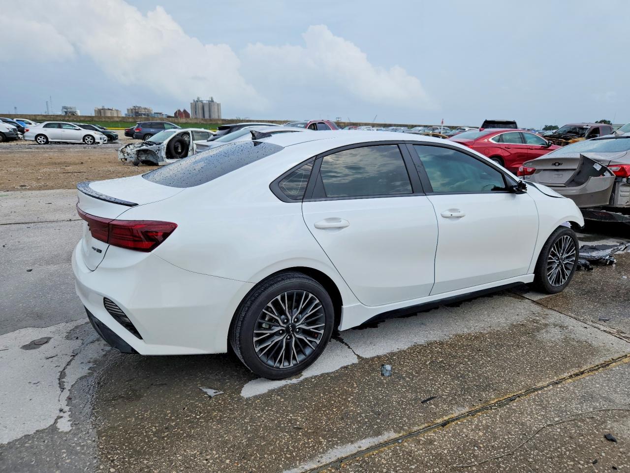 2024 KIA FORTE GT LINE — снимка 3