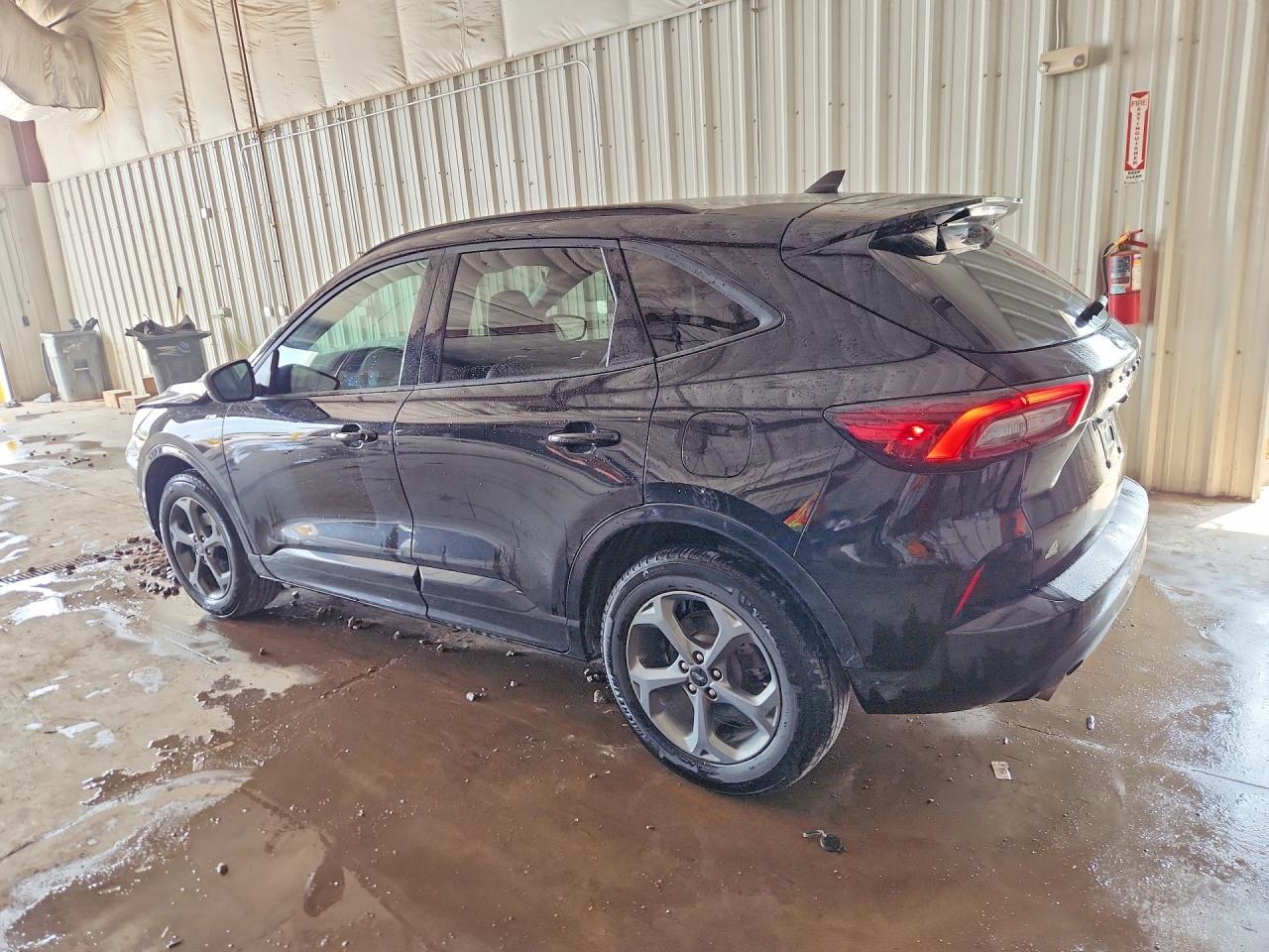 2023 FORD ESCAPE ST LINE — снимка 2