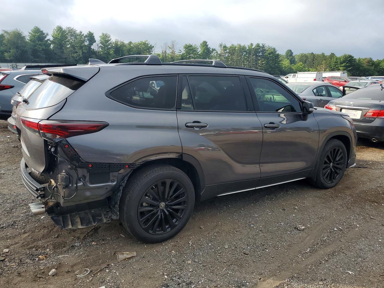 2024 TOYOTA HIGHLANDER XSE — снимка 3