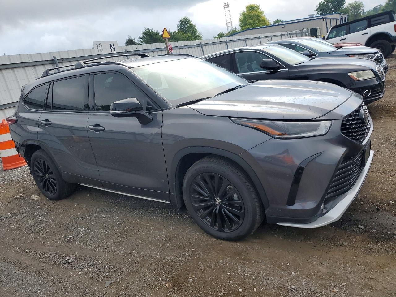 2024 TOYOTA HIGHLANDER XSE — снимка 4