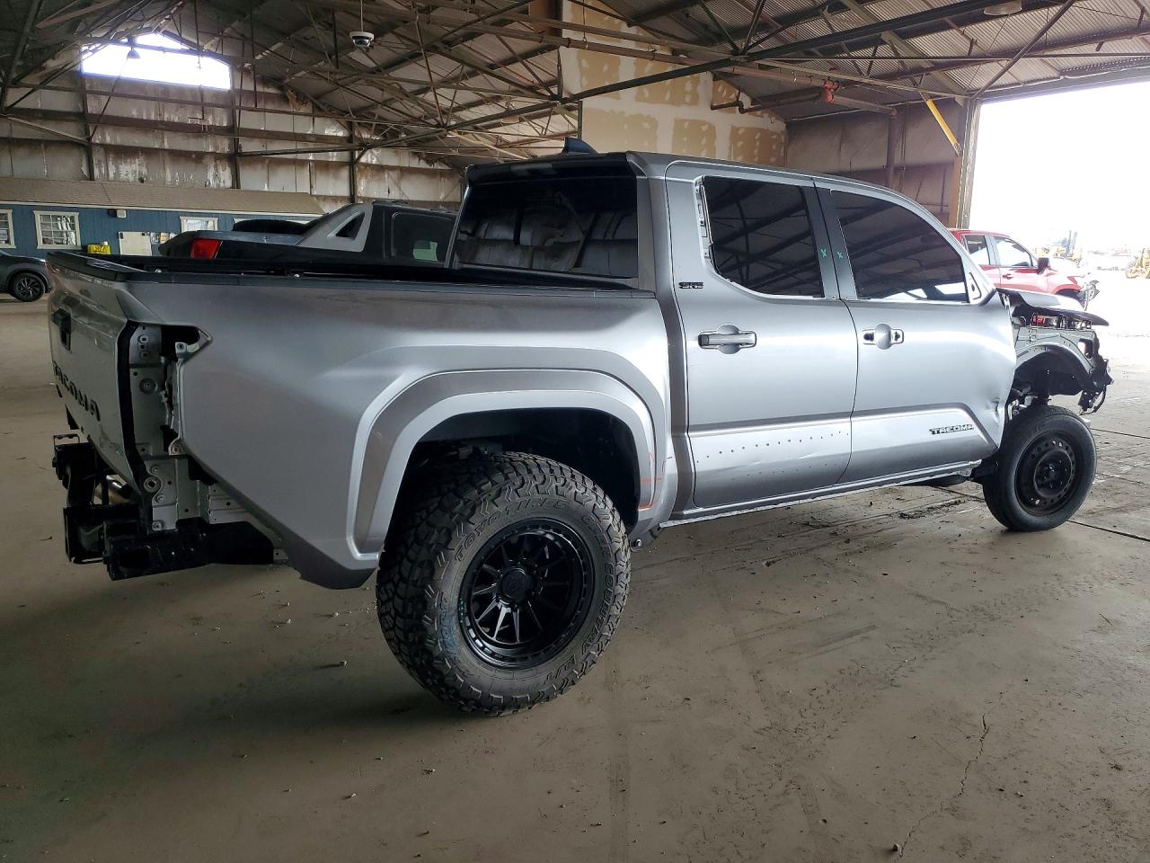 2025 TOYOTA TACOMA SR5 — снимка 3