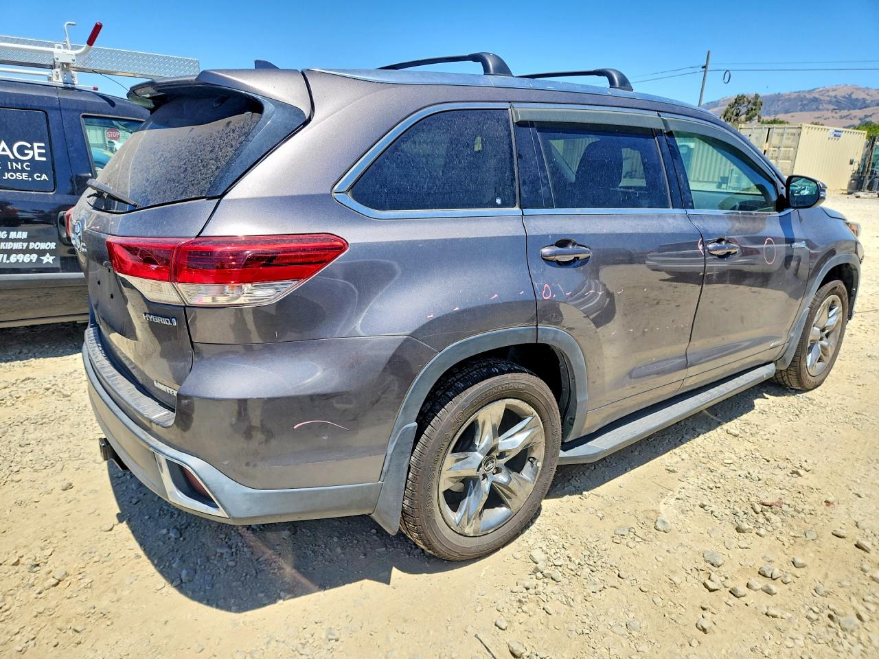 2017 TOYOTA HIGHLANDER HYBRID LIMITED PLATINUM — снимка 3