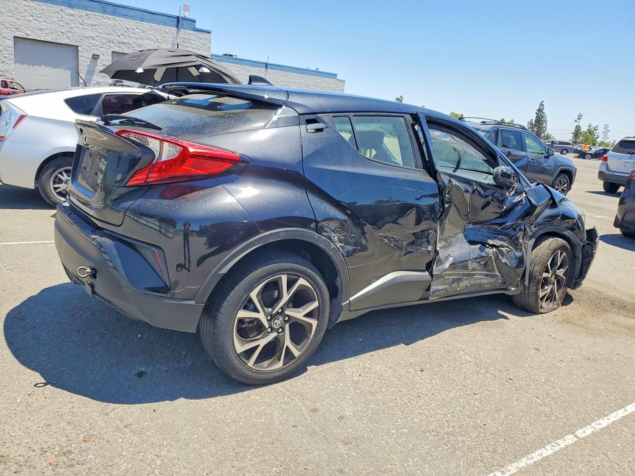 2020 TOYOTA C-HR XLE — снимка 3