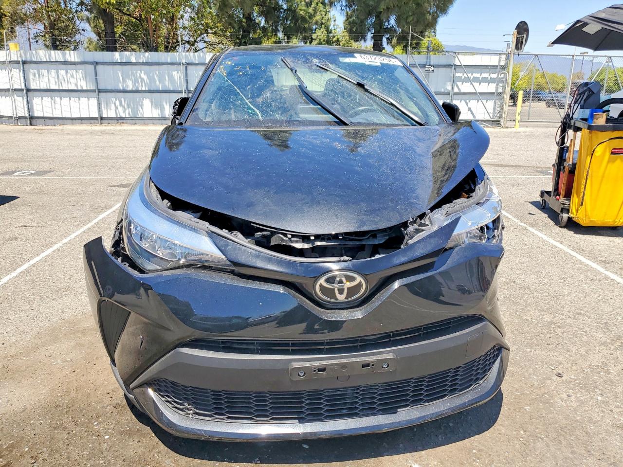2020 TOYOTA C-HR XLE — снимка 5