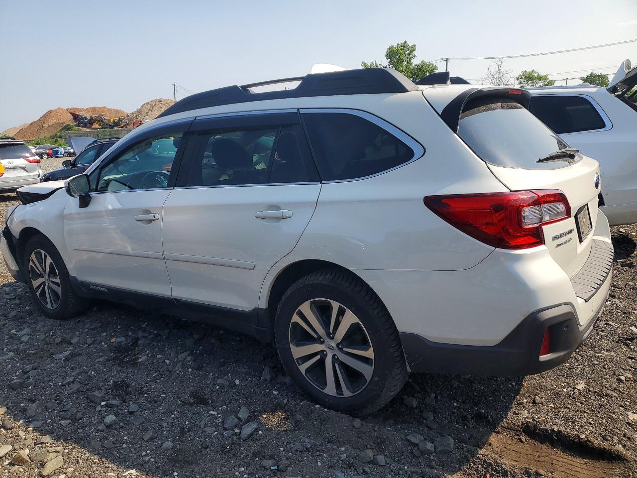 2019 SUBARU OUTBACK 3.6R LIMITED — снимка 2