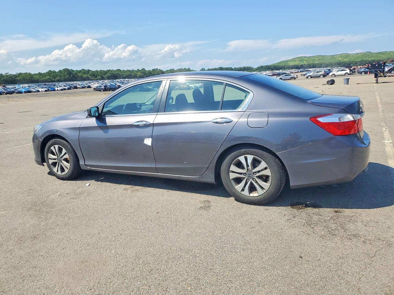2015 HONDA ACCORD LX — снимка 2