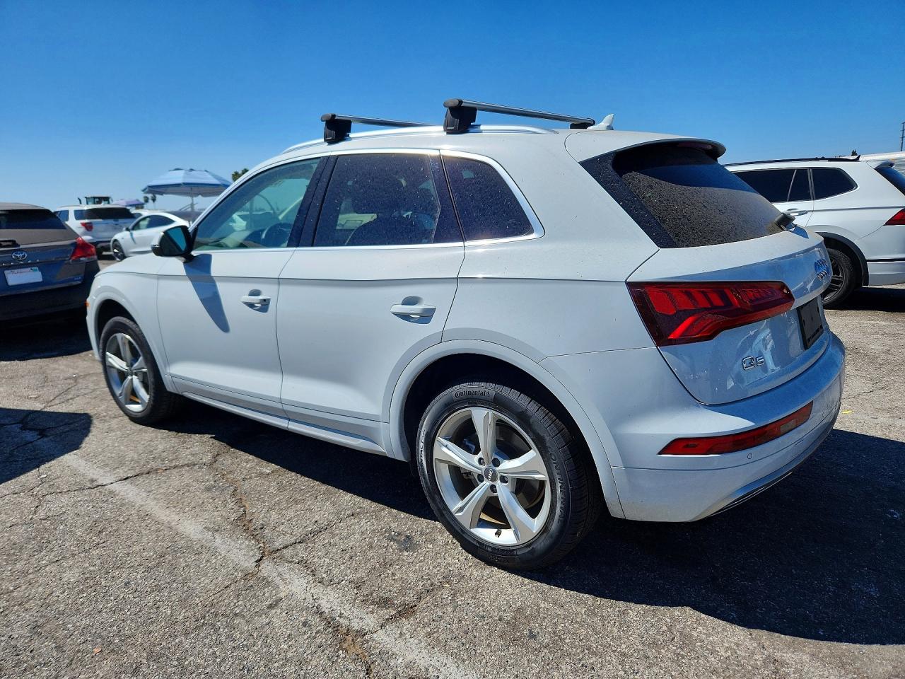 2020 AUDI Q5 PREMIUM — photo 2