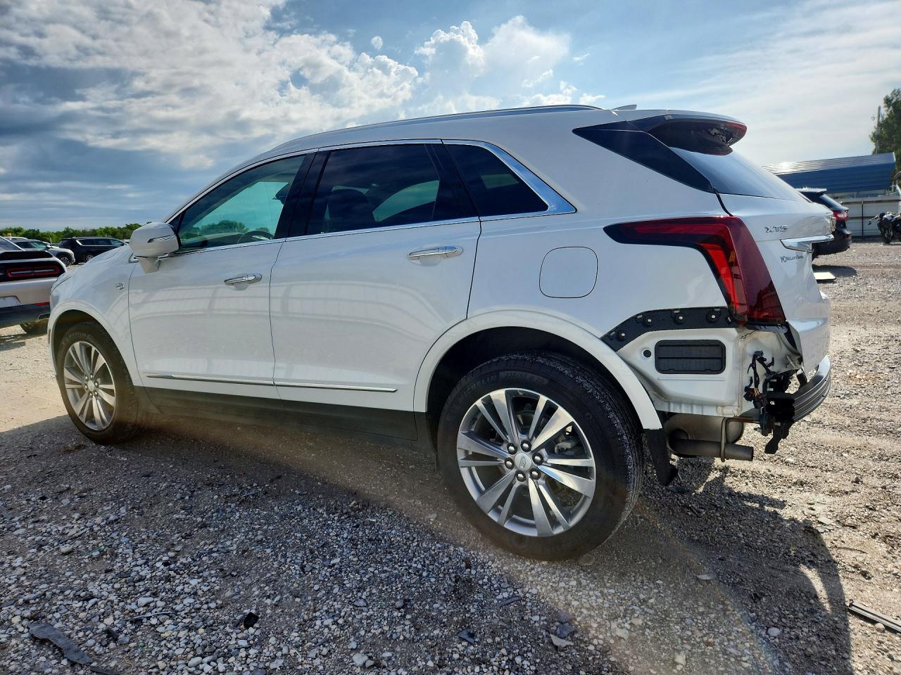 2024 CADILLAC XT5 PREMIUM LUXURY — снимка 2