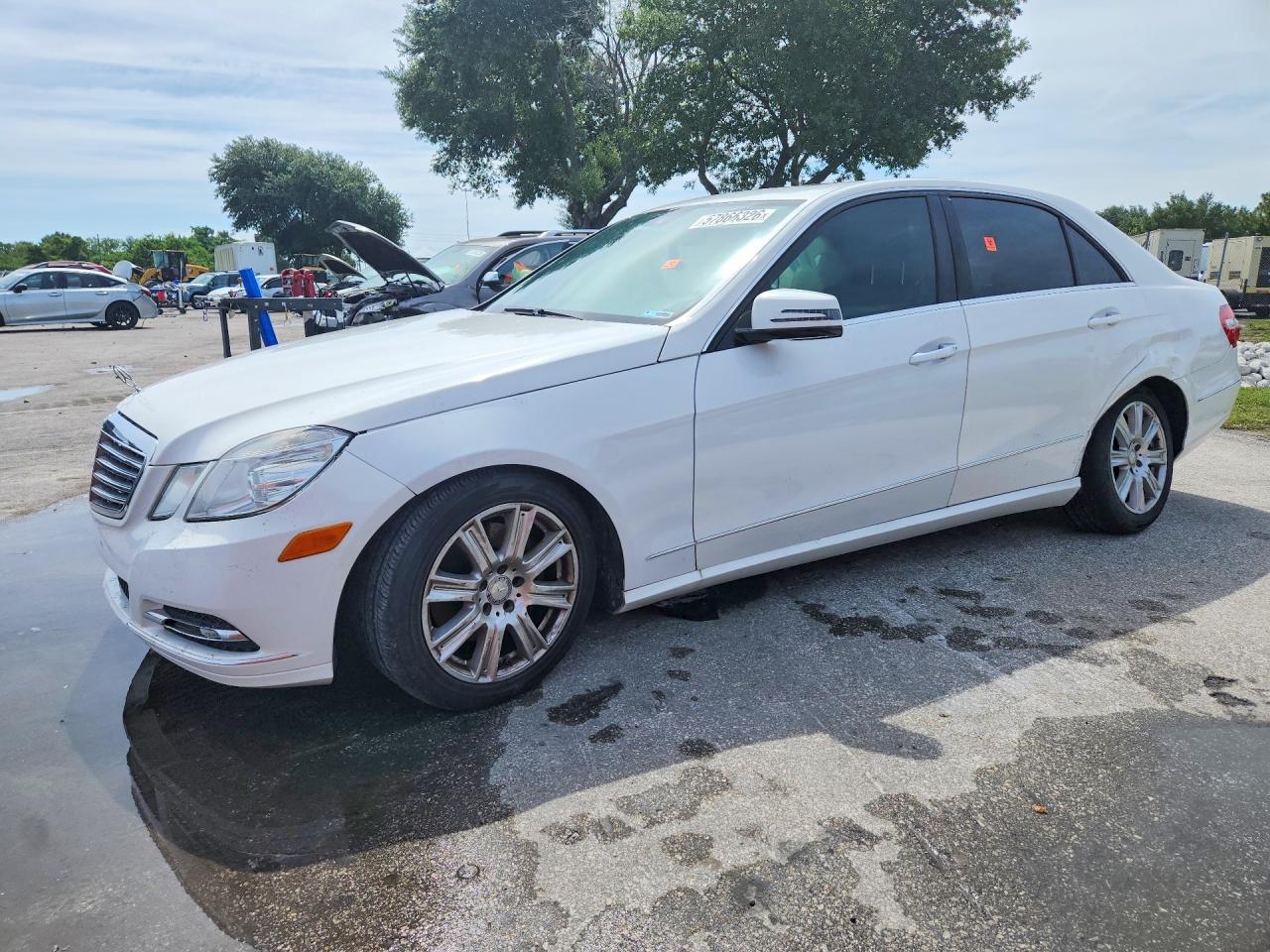 2013 MERCEDES-BENZ E 350