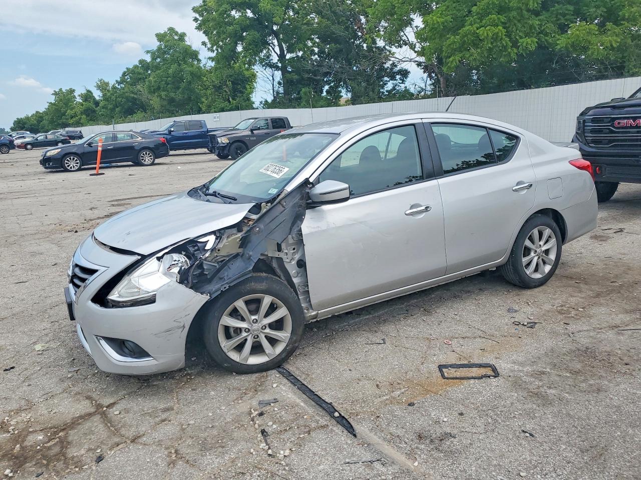 2017 NISSAN VERSA 1.6 SL