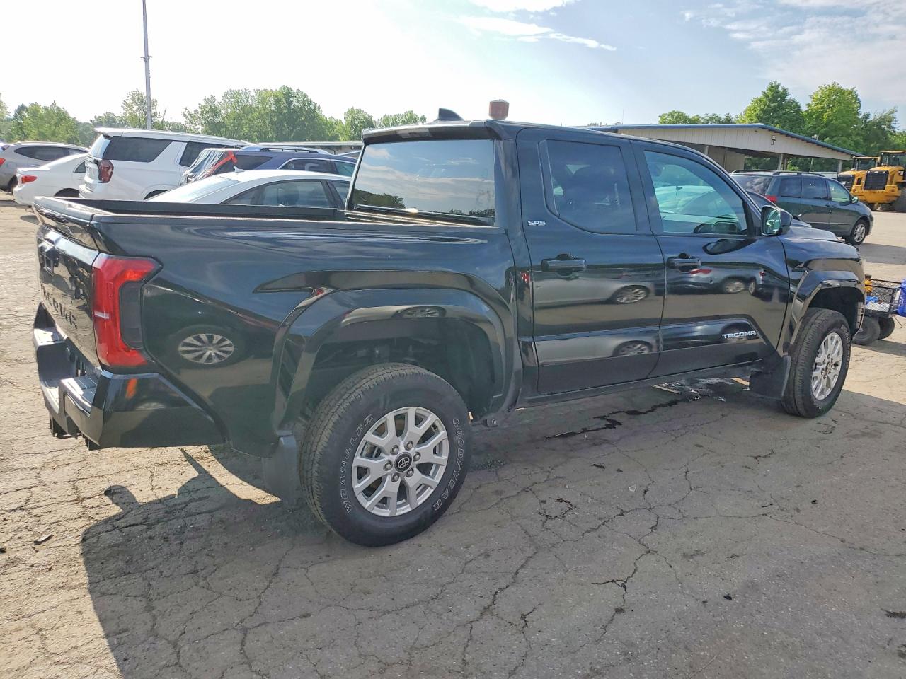 2025 TOYOTA TACOMA SR5 — снимка 3