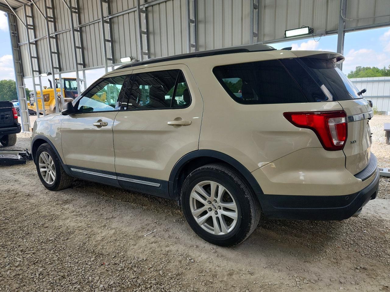 2018 FORD EXPLORER XLT — снимка 2