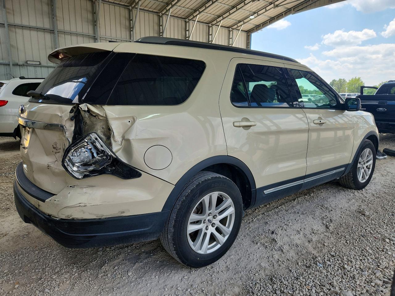 2018 FORD EXPLORER XLT — снимка 3