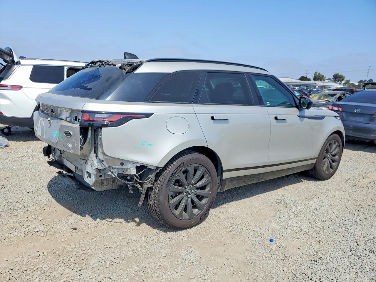 2019 LAND ROVER RANGE ROVER VELAR R-DYNAMIC HSE — снимка 3