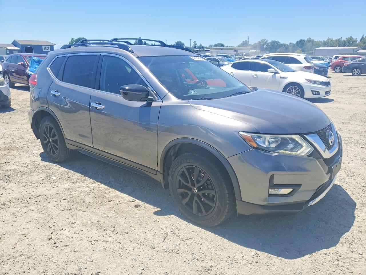 2017 NISSAN ROGUE SV — снимка 4