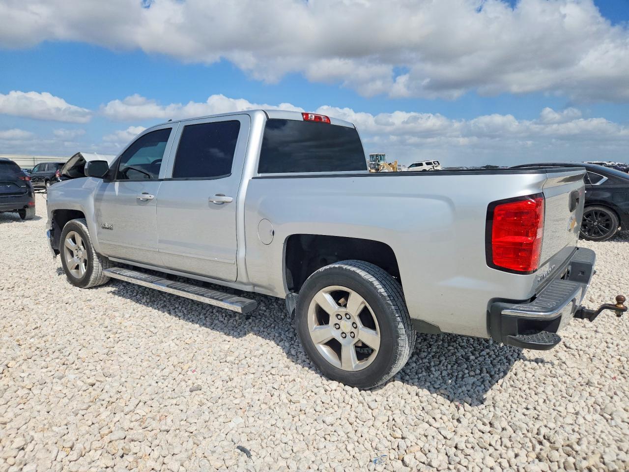 2015 CHEVROLET SILVERADO C1500 LT — снимка 2