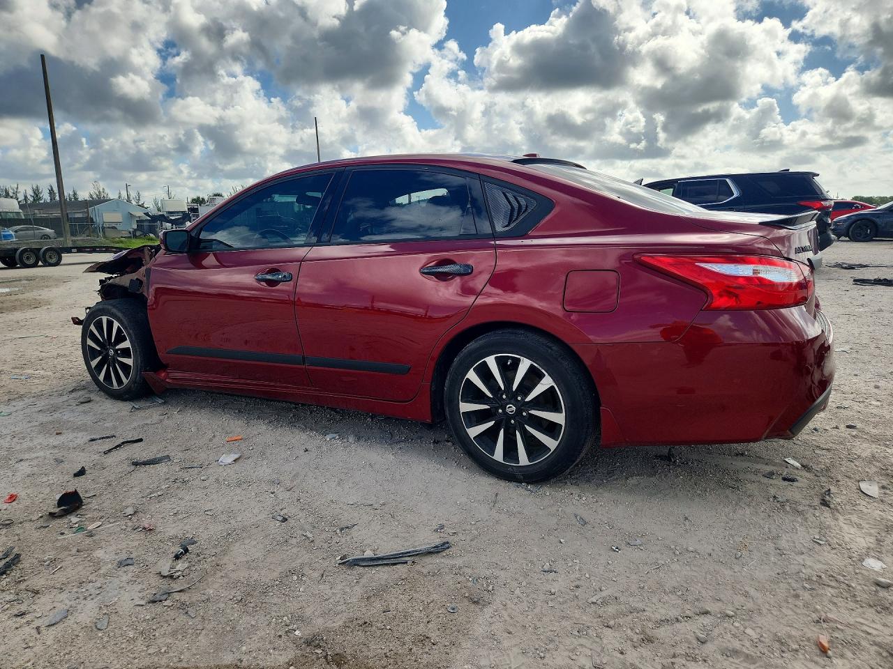 2017 NISSAN ALTIMA 2.5 SV — снимка 2