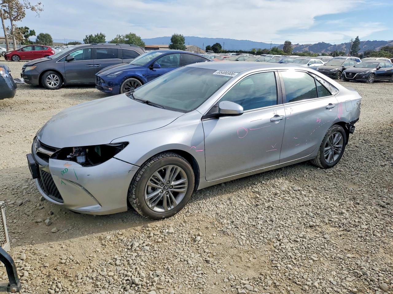 2017 TOYOTA CAMRY SE