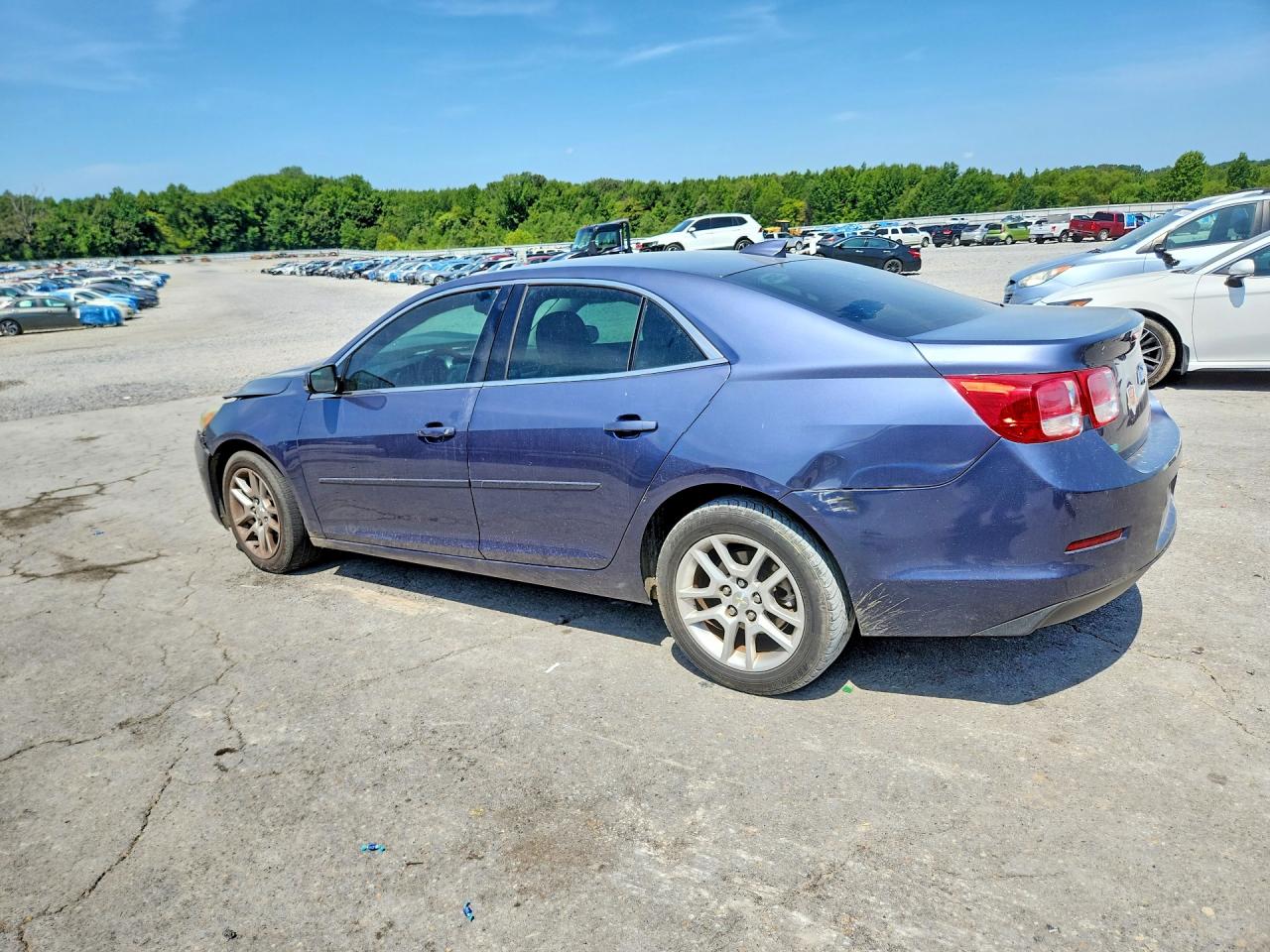 2015 CHEVROLET MALIBU 1LT — снимка 2