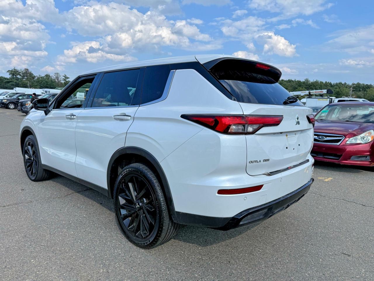 2023 MITSUBISHI OUTLANDER SE — снимка 3