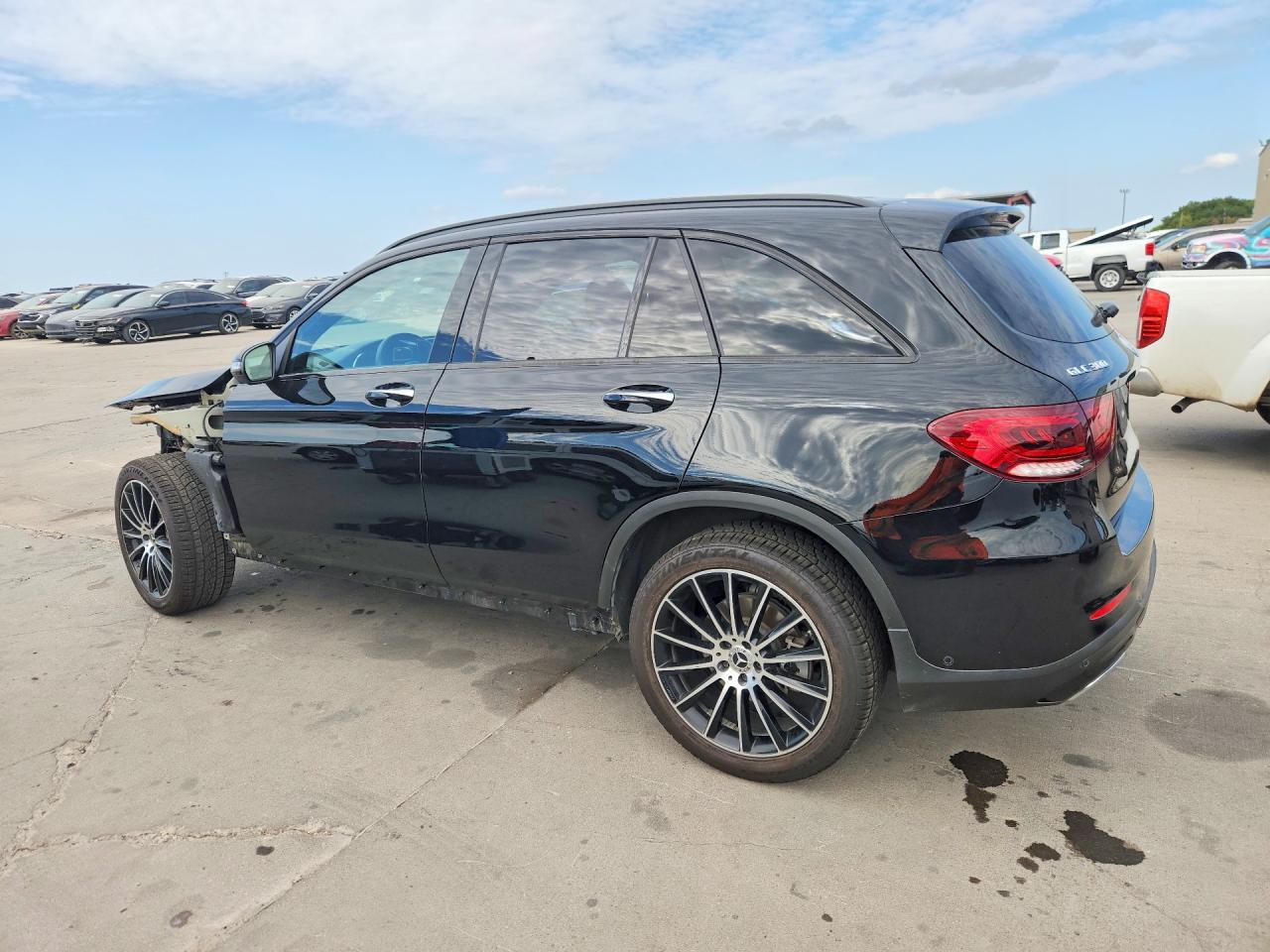 2022 MERCEDES-BENZ GLC 300 — снимка 2