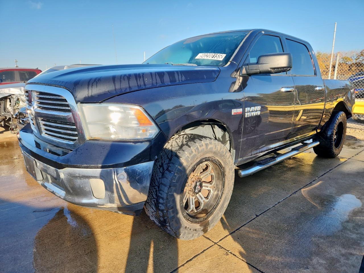 2016 RAM 1500 SLT