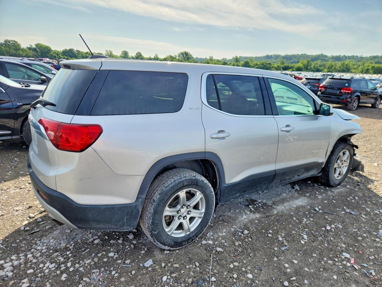 2017 GMC ACADIA SLE — снимка 3