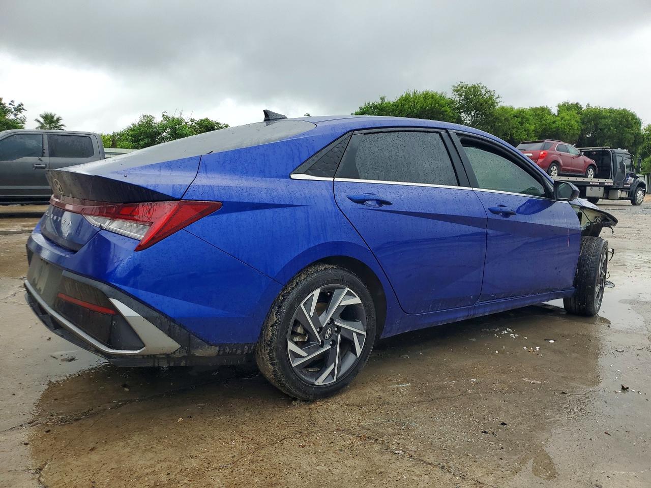 2024 HYUNDAI ELANTRA SEL — снимка 3