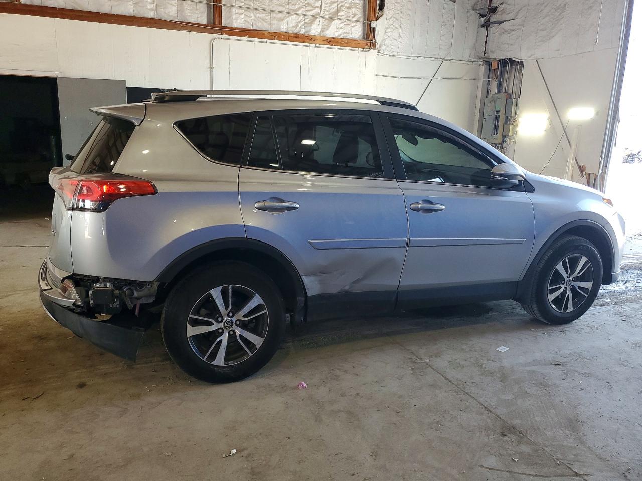 2018 TOYOTA RAV4 XLE — снимка 3