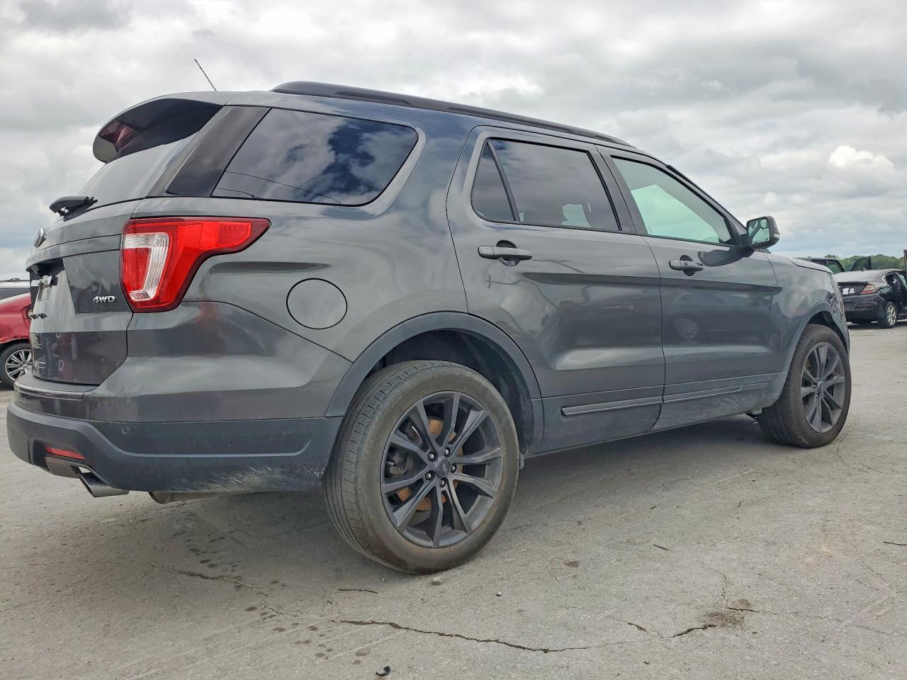 2018 FORD EXPLORER XLT — снимка 3