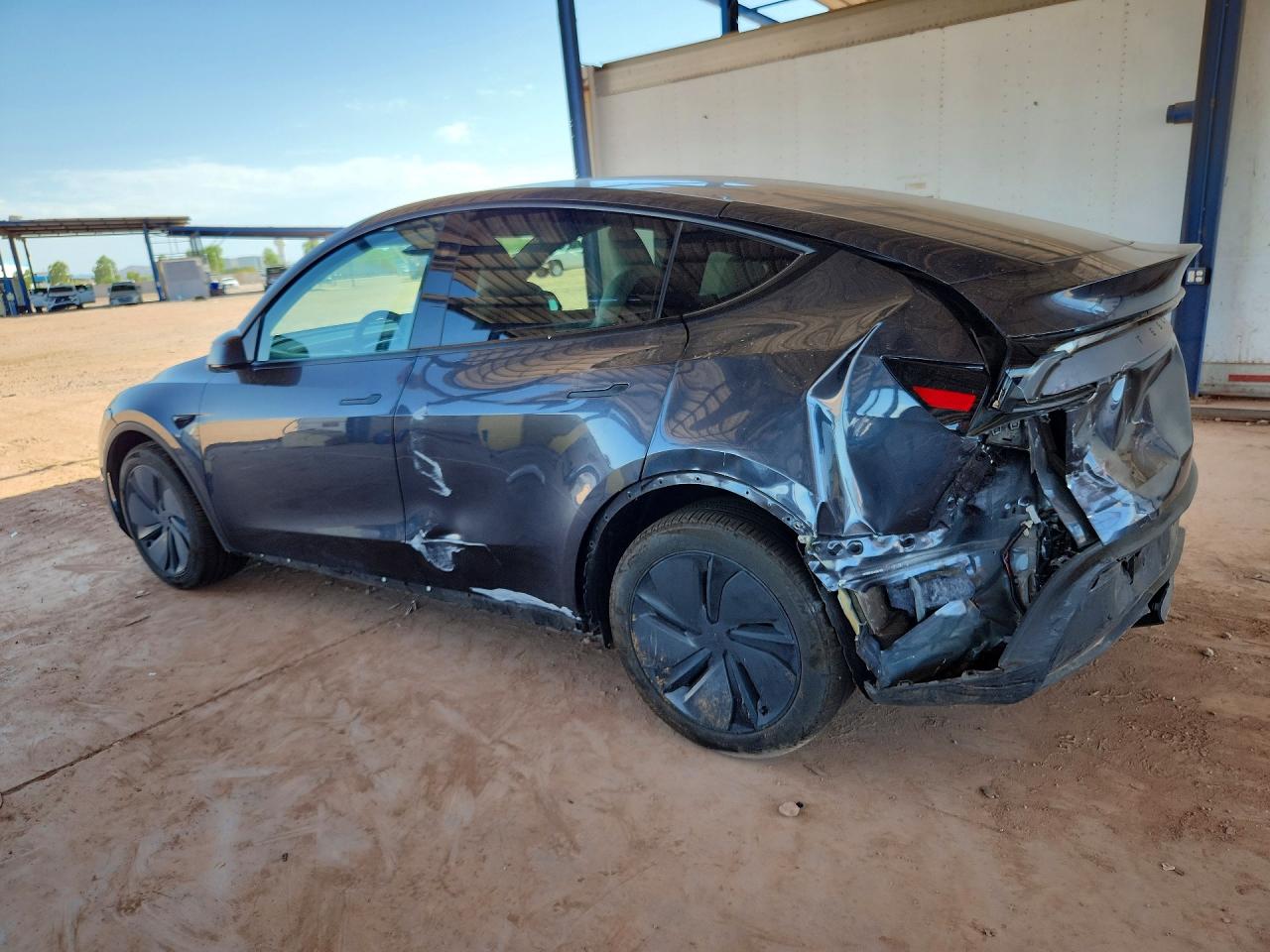 2026 TESLA MODEL Y — снимка 2