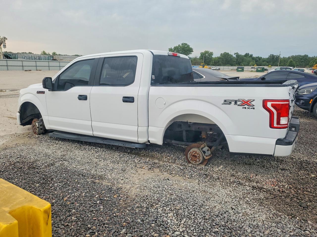 2017 FORD F150 SUPERCREW — снимка 2