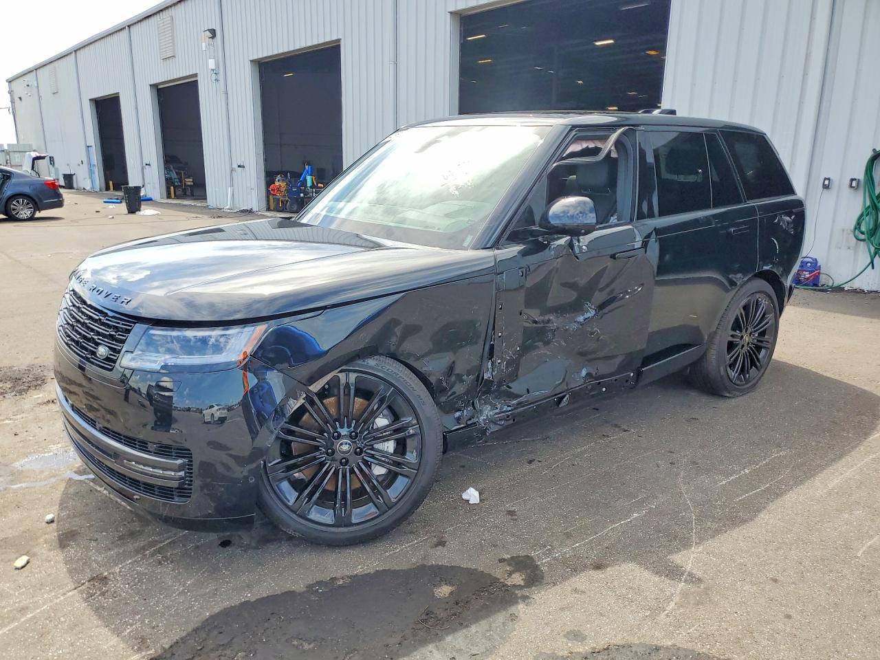 2025 LAND ROVER RANGE ROVER SE