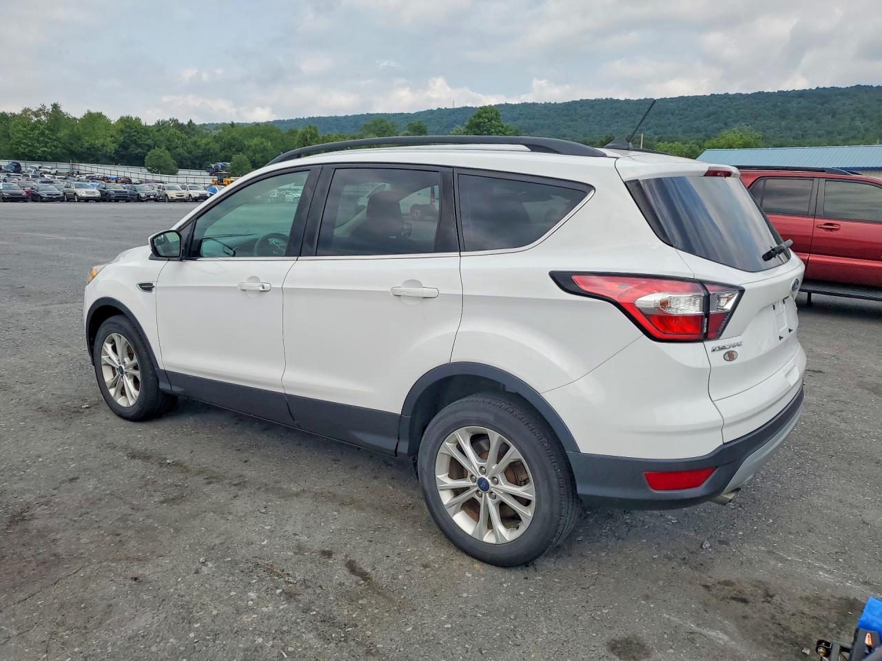 2018 FORD ESCAPE SE — снимка 2