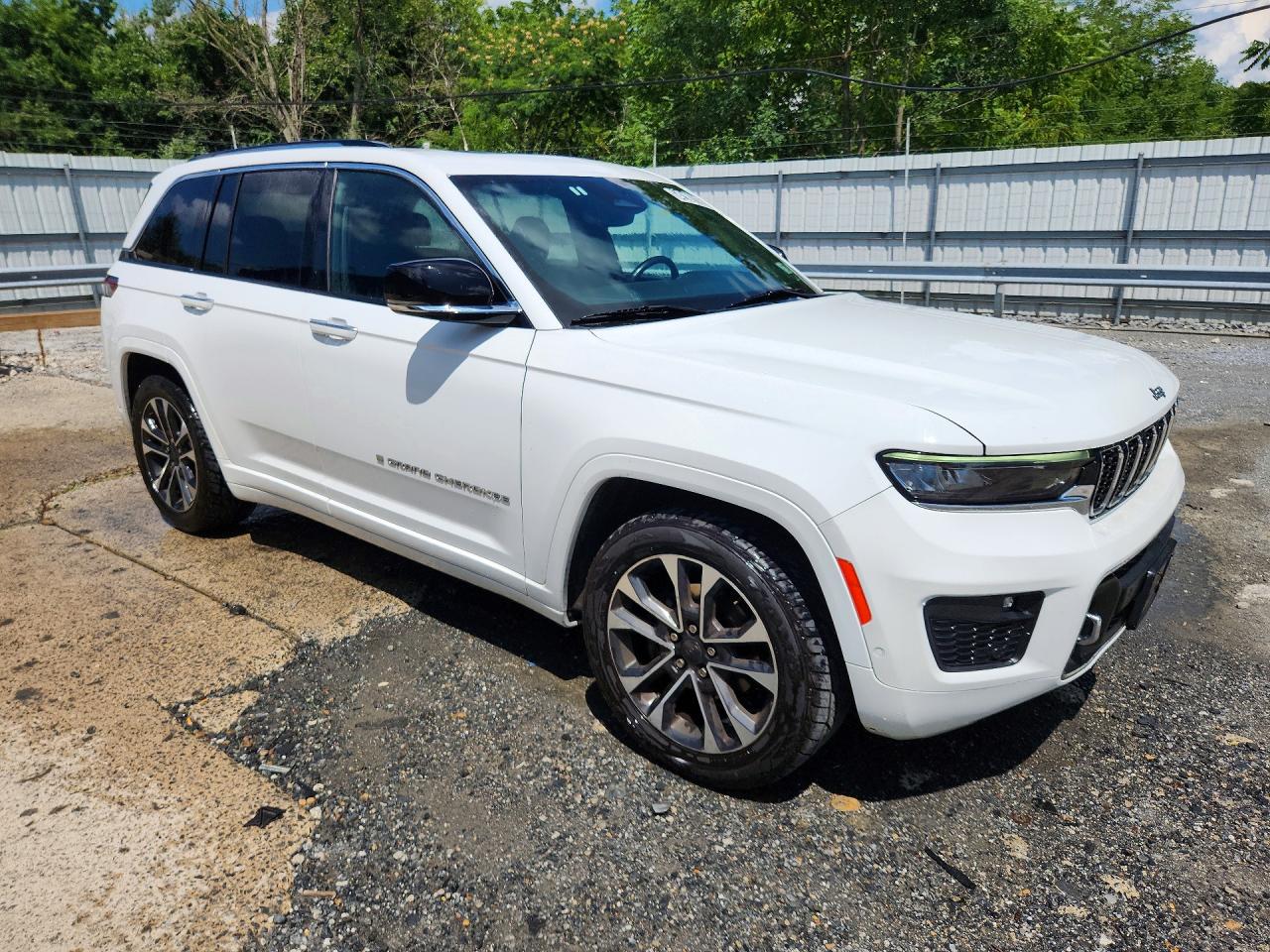 2022 JEEP GRAND CHEROKEE OVERLAND — снимка 4