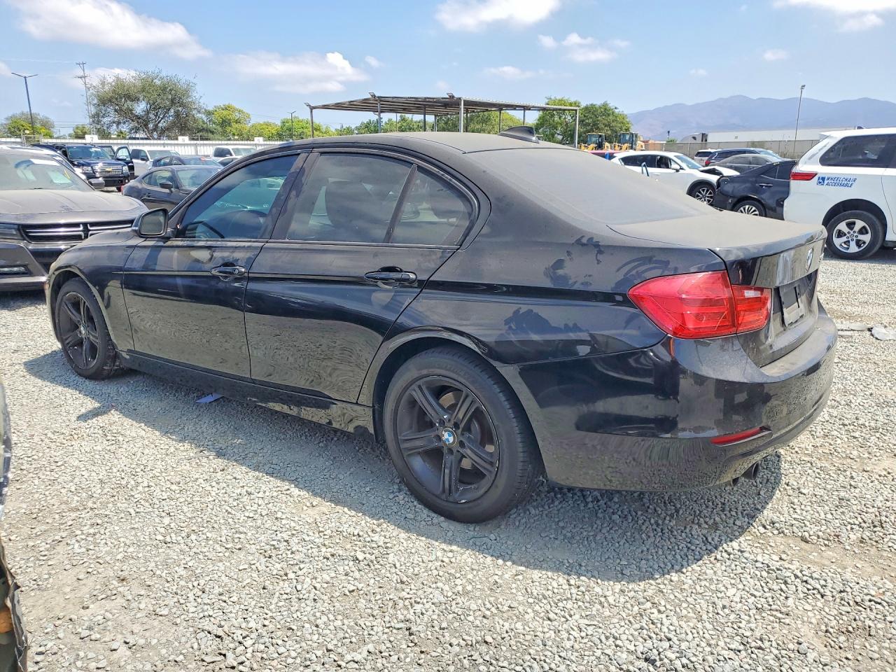 2013 BMW 328 I SULEV — снимка 2