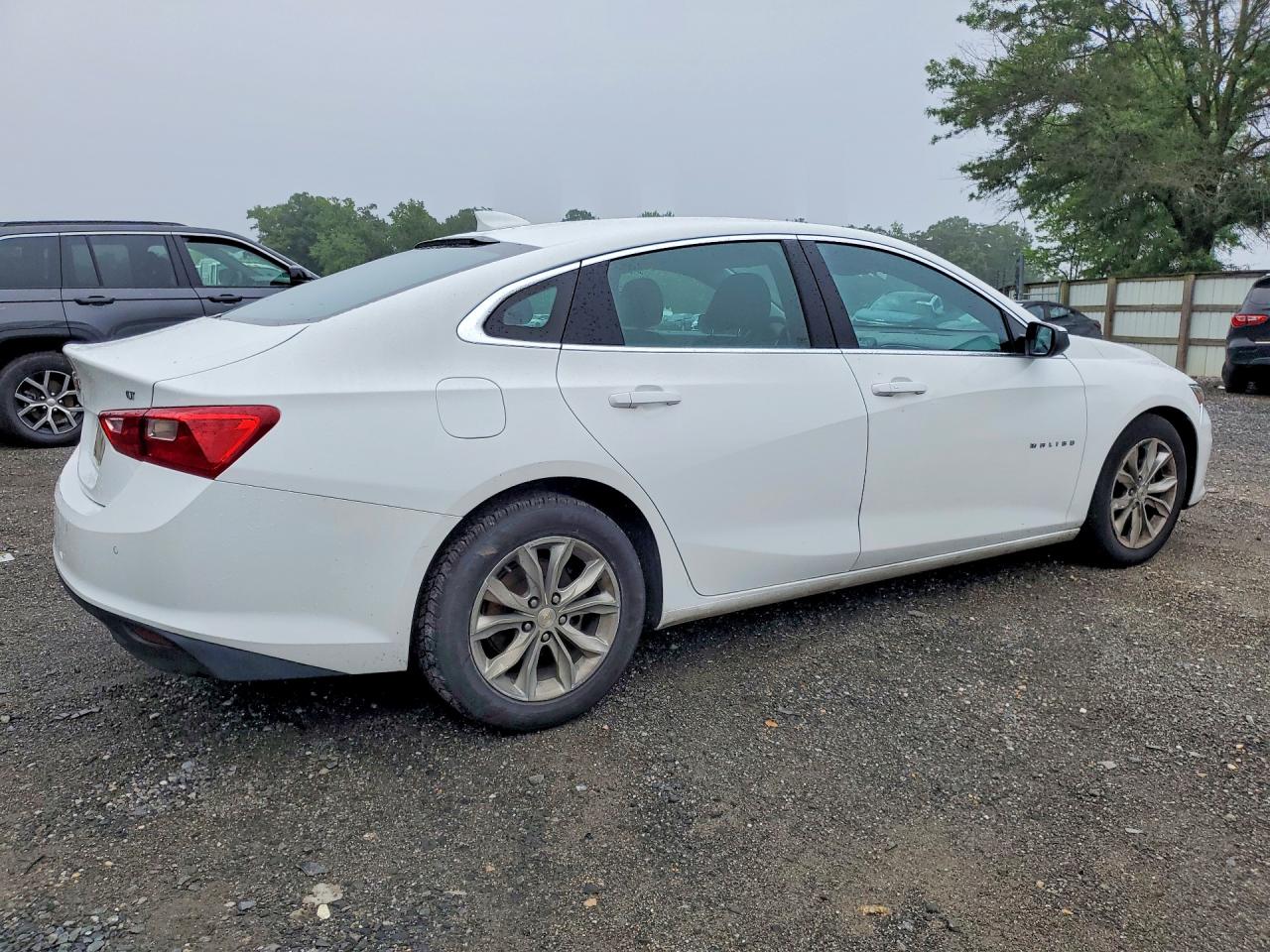 2023 CHEVROLET MALIBU LT — снимка 3