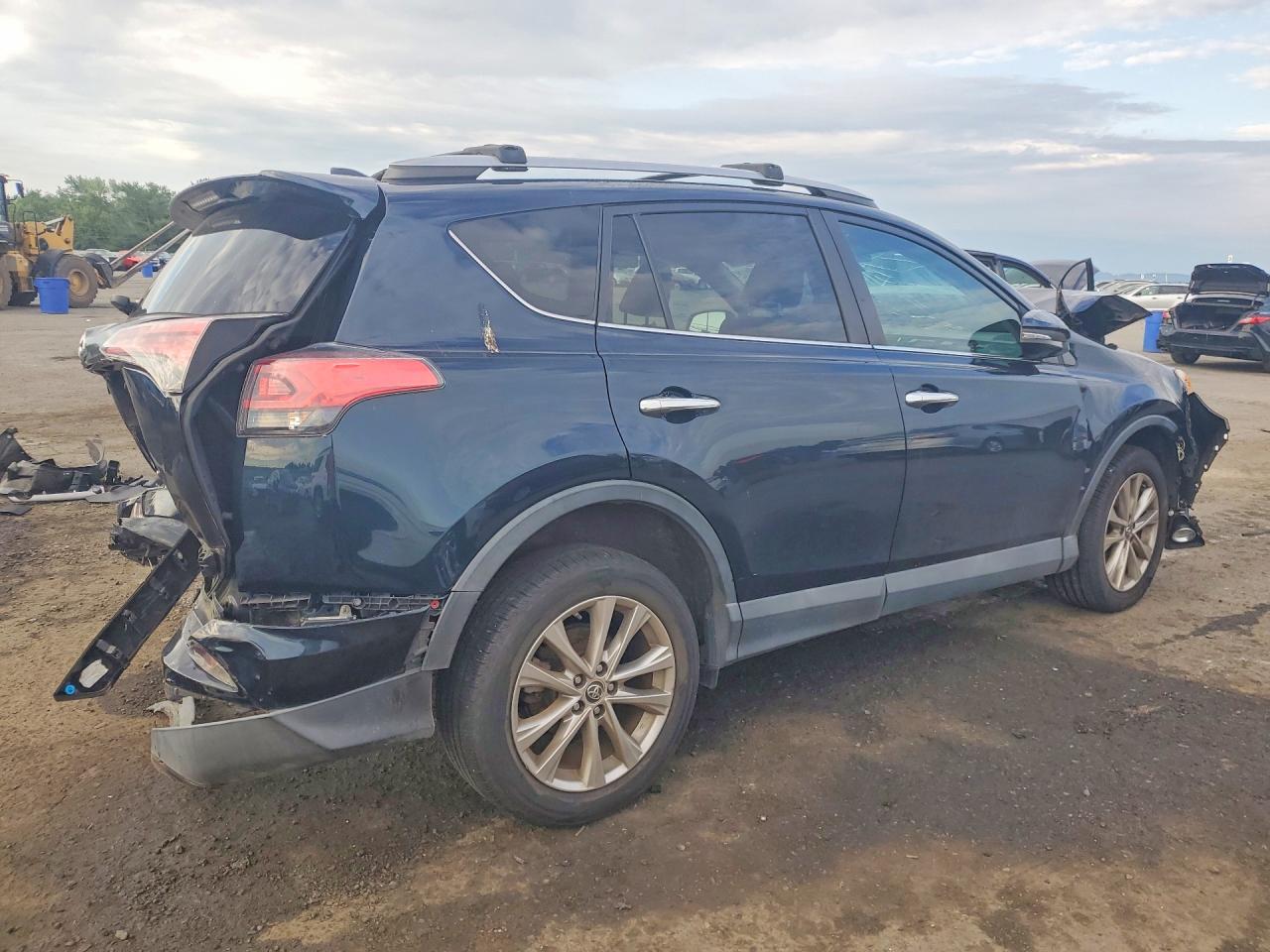 2018 TOYOTA RAV4 LIMITED — снимка 3