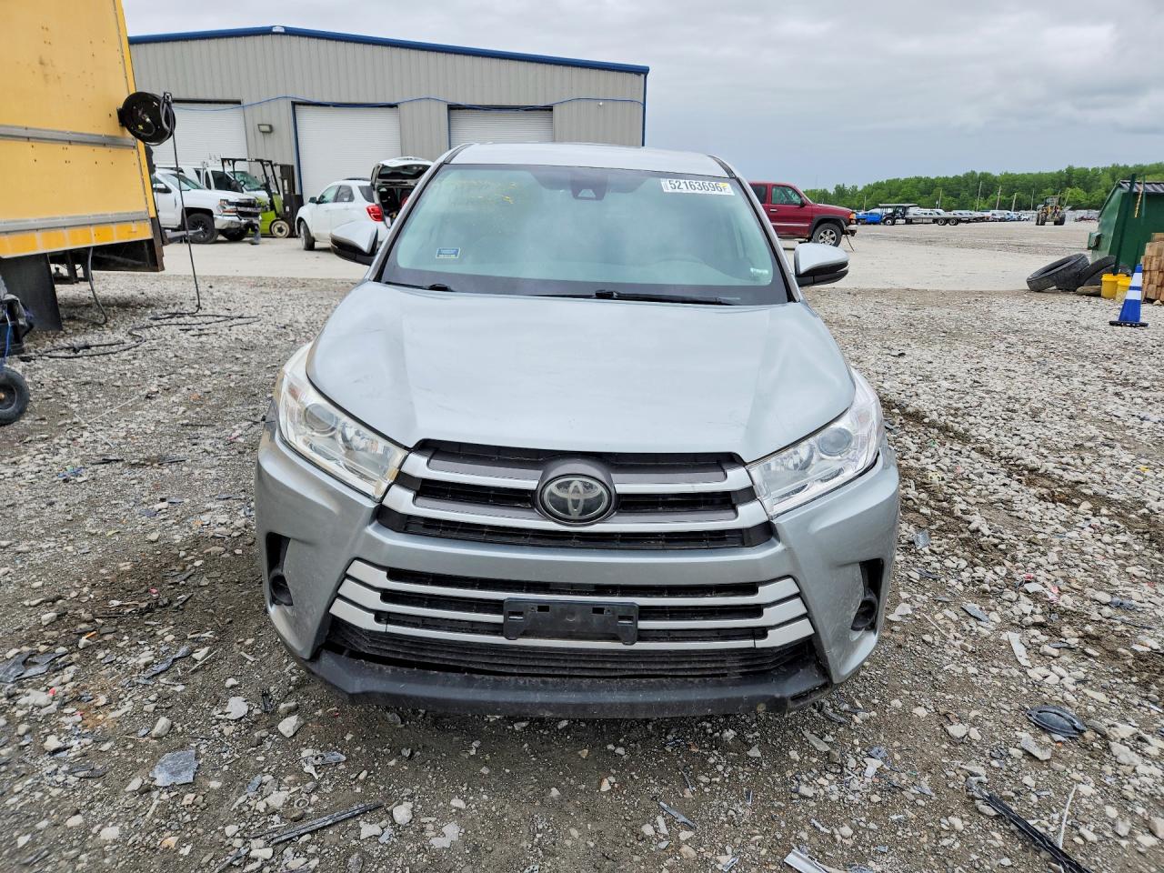 2019 TOYOTA HIGHLANDER LE — снимка 5