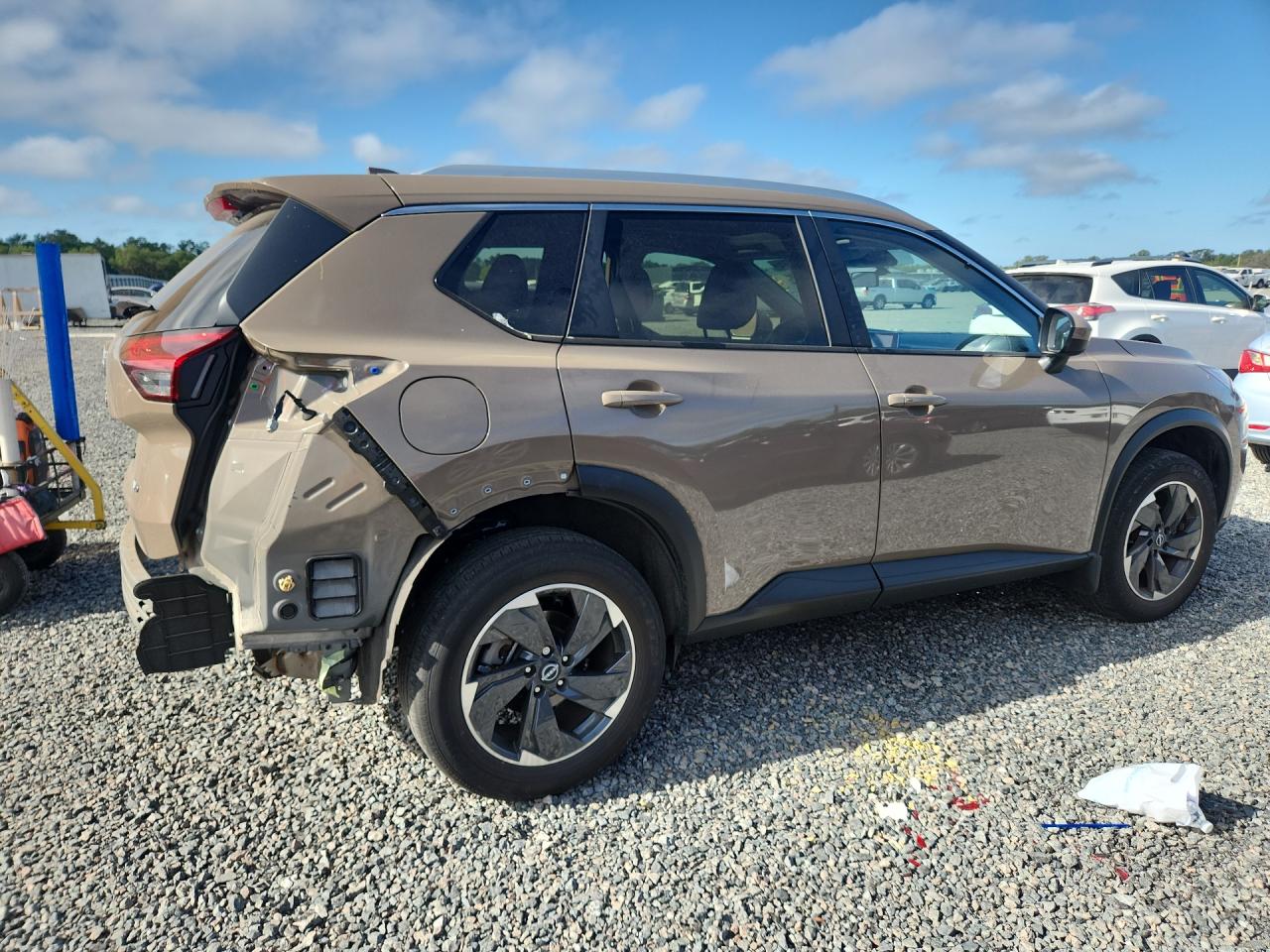 2025 NISSAN ROGUE SV — снимка 3