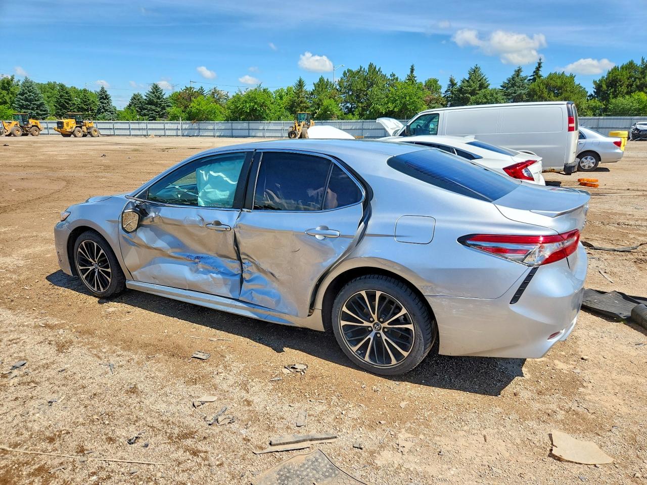 2018 TOYOTA CAMRY SE — снимка 2
