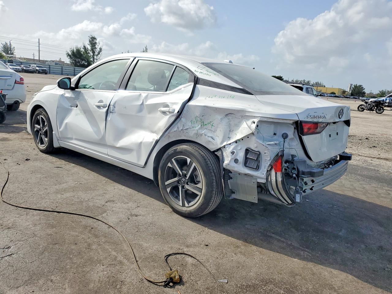 2025 NISSAN SENTRA SV — снимка 2