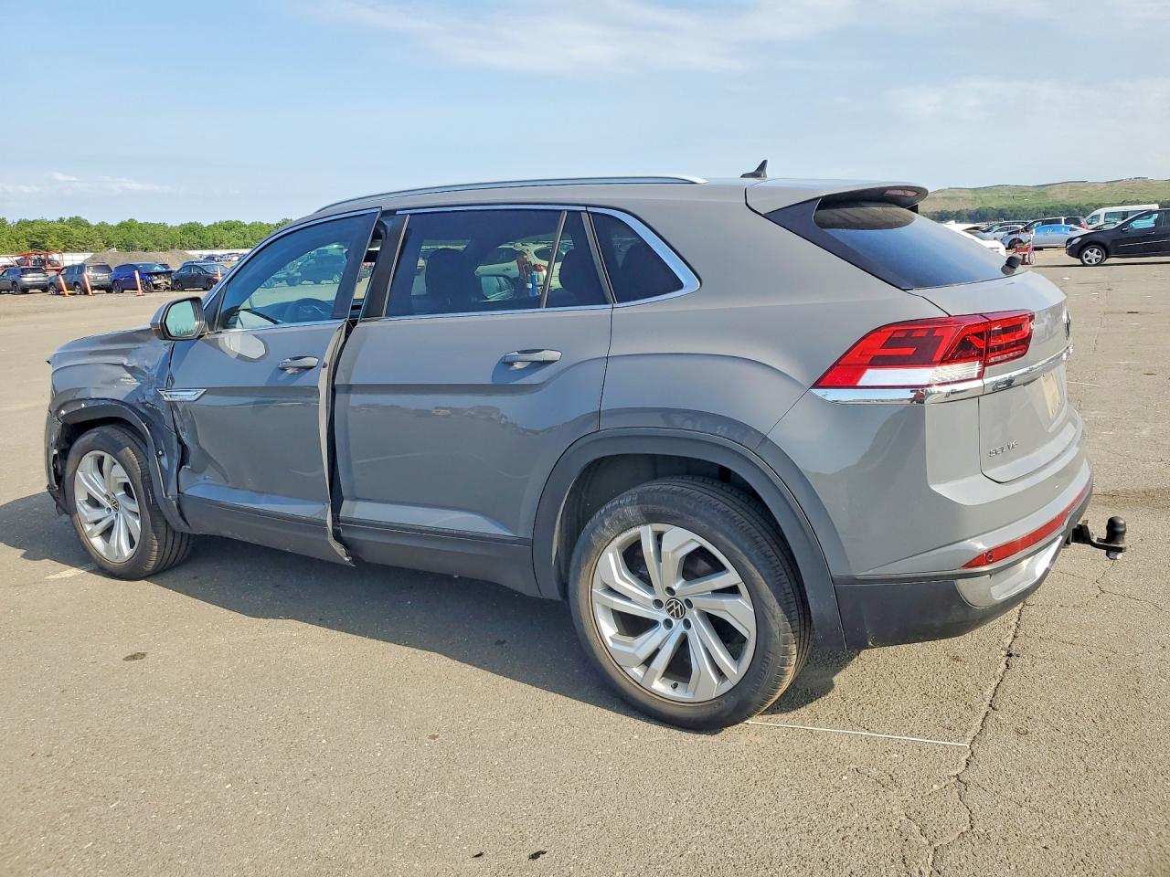 2021 VOLKSWAGEN ATLAS CROSS SPORT SEL — снимка 2