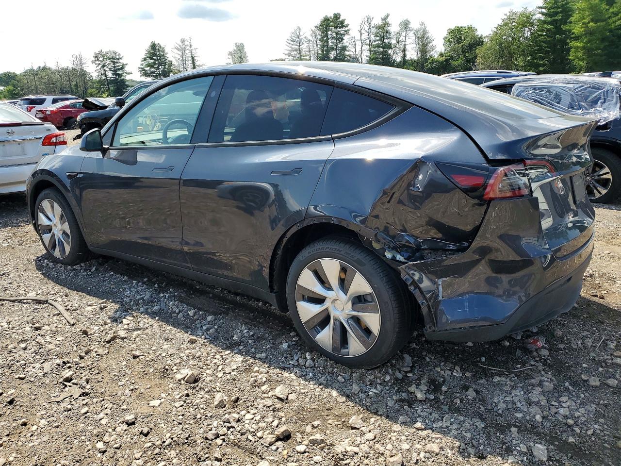 2024 TESLA MODEL Y — снимка 2