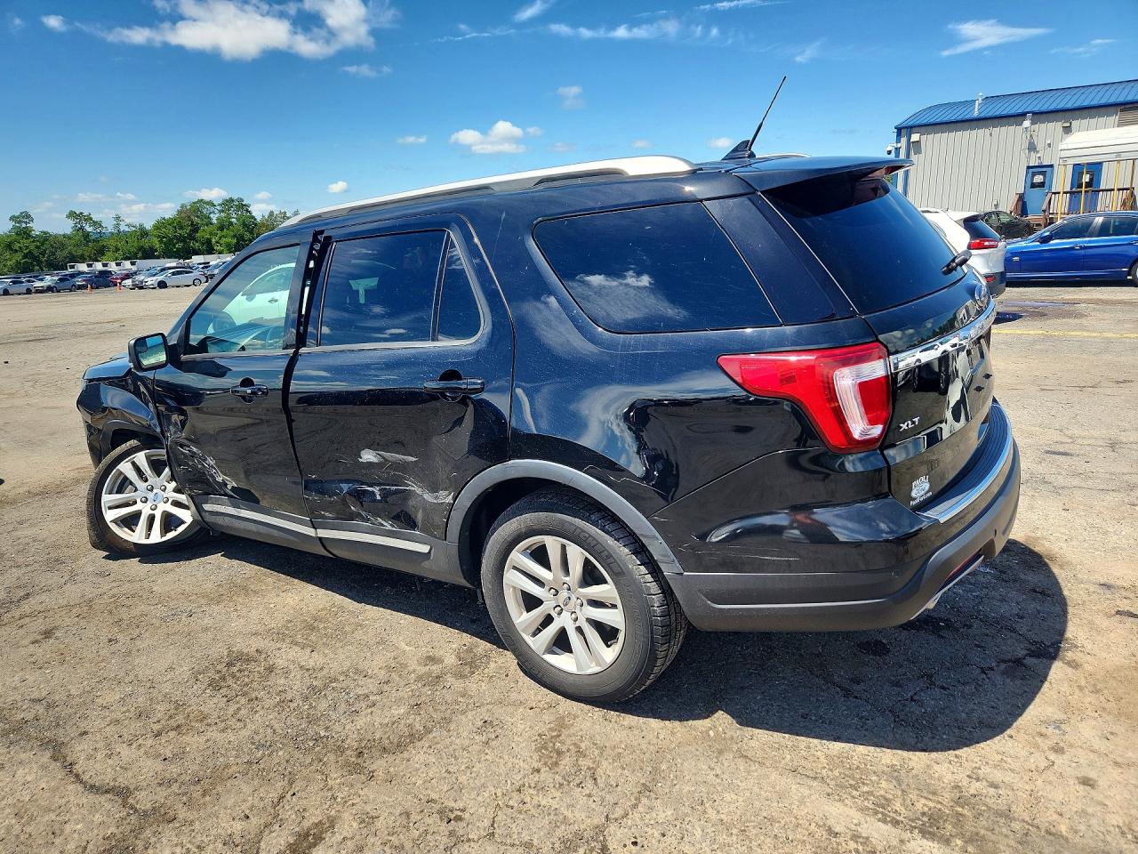 2018 FORD EXPLORER XLT — снимка 2