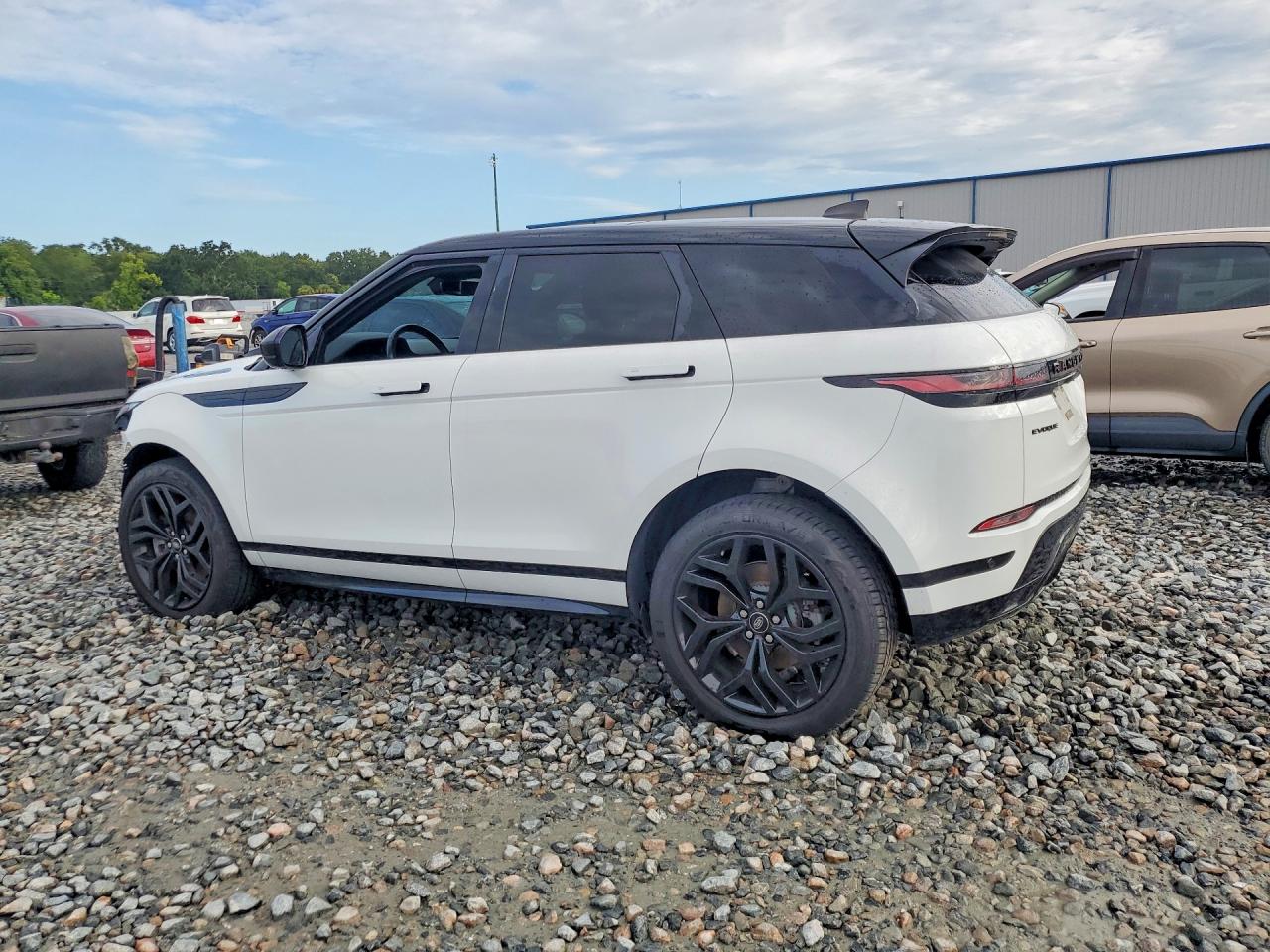 2023 LAND ROVER RANGE ROVER EVOQUE R-DYNAMIC S — снимка 2