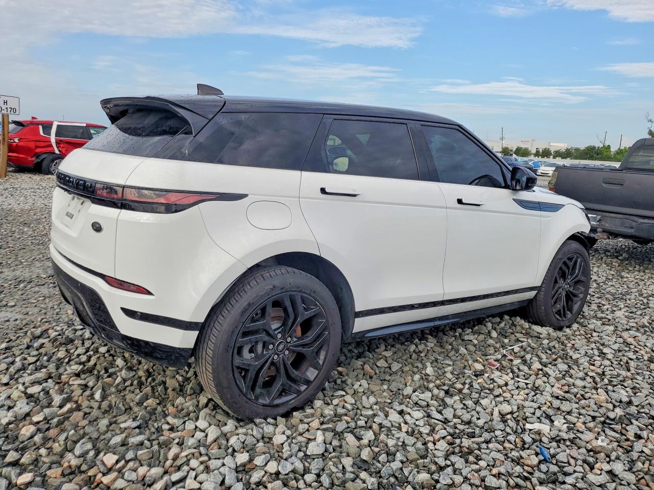 2023 LAND ROVER RANGE ROVER EVOQUE R-DYNAMIC S — снимка 3