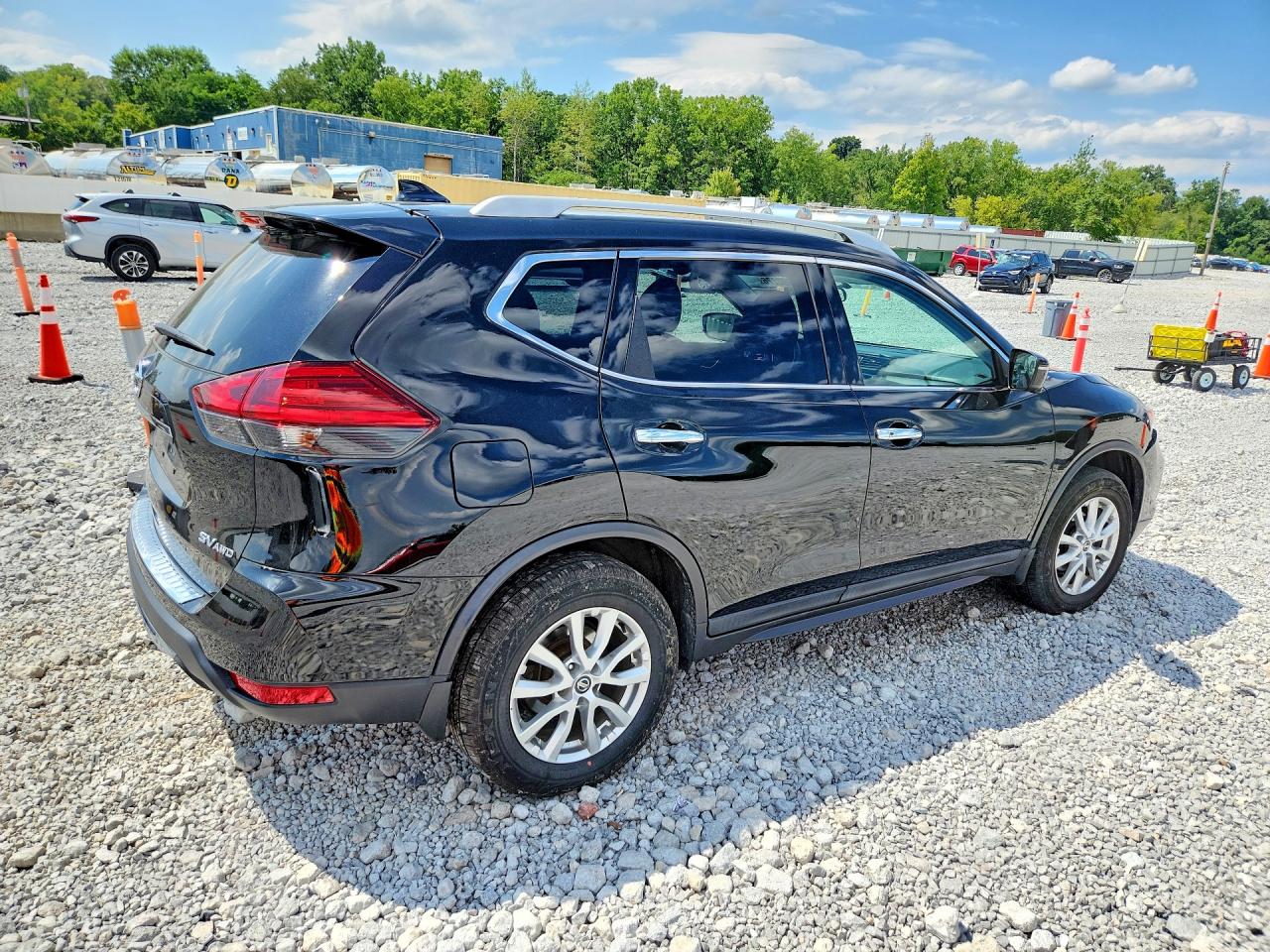 2017 NISSAN ROGUE SV — снимка 3